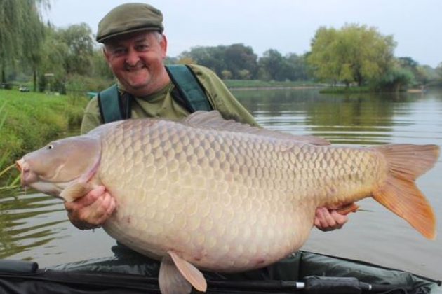 View World Record F1 Carp Pics